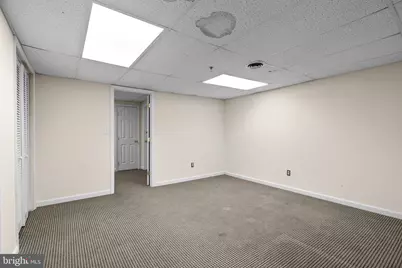 8605 Burning Tree Road, Bethesda, MD 20817 - Photo 40