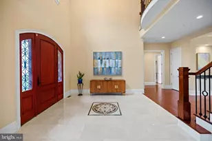 7708 Beech Tree Rd, Bethesda, MD 20817 - Photo 2