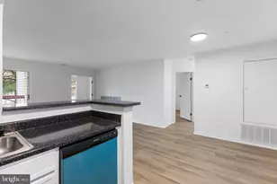 18503 Boysenberry Dr, Gaithersburg, MD 20879 - Photo 14