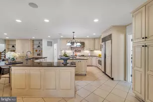 12212 Drews Ct, Potomac, MD 20854 - Photo 20