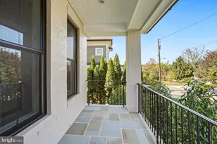 8802 Ridge Rd, Bethesda, MD 20817 - Photo 2