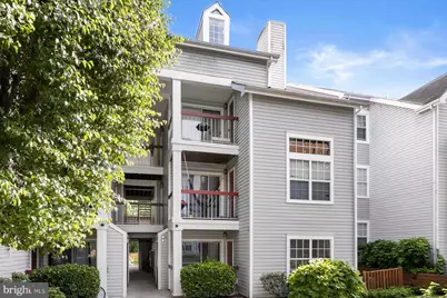 18521 Boysenberry Drive #242-172, Gaithersburg, MD 20879 - Photo 2