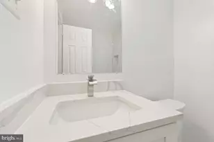 1900 Lyttonsville Rd, Silver Spring, MD 20910 - Photo 20