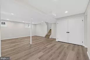 6813 Winterberry Ln, Bethesda, MD 20817 - Photo 38