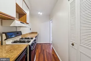 4242 East-West Hwy, Chevy Chase, MD 20815 - Photo 20