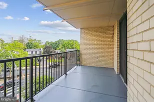 4242 East-West Hwy, Chevy Chase, MD 20815 - Photo 8