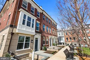 10302 Grosvenor Pl, Rockville, MD 20852 - Photo 2