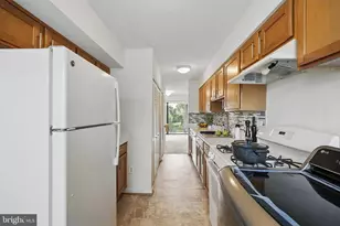 2107 Walsh View Terrace, Silver Spring, MD 20902 - Photo 16