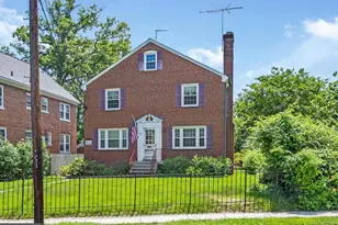 7427 Carroll Ave, Takoma Park, MD 20912 - Photo 14