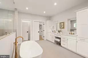 7203 Barnett Rd, Bethesda, MD 20817 - Photo 20