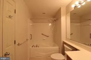 12000 Amber Ridge Cir, Germantown, MD 20876 - Photo 14