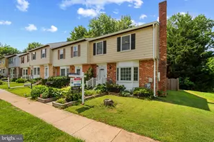 18624 Grosbeak Terrace, Gaithersburg, MD 20879 - Photo 2
