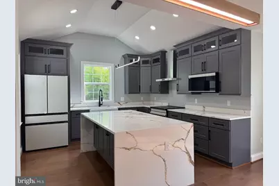 505 Belford Place, Takoma Park, MD 20912 - Photo 4