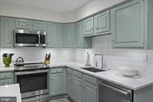 8101 Connecticut Ave, Chevy Chase, MD 20815 - Photo 12