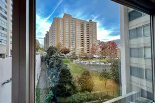 4515 Willard Ave, Chevy Chase, MD 20815 - Photo 44