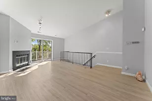 20172 Locustdale Dr, Germantown, MD 20876 - Photo 4