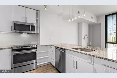 8300 Wisconsin Avenue #1B-1-939, Bethesda, MD 20814 - Photo 132