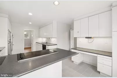 9804 N Inglemere Drive, Bethesda, MD 20817 - Photo 10