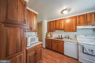 15408 Valencia St, Silver Spring, MD 20905 - Photo 6