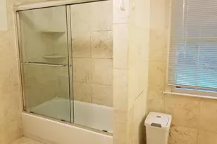 9918 E Derbyshire Ln, Bethesda, MD 20817 - Photo 34