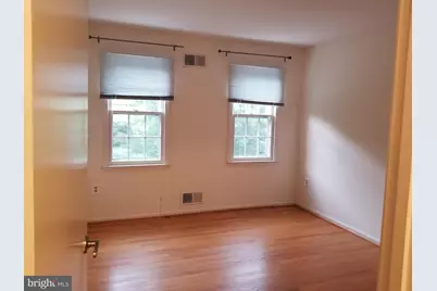 9918 E Derbyshire Lane, Bethesda, MD 20817 - Photo 20