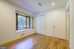 6710 Persimmon Tree Rd, Bethesda, MD 20817 - Photo 20