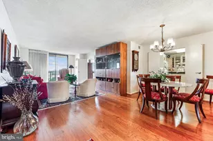 7420 Westlake Terrace, Bethesda, MD 20817 - Photo 2