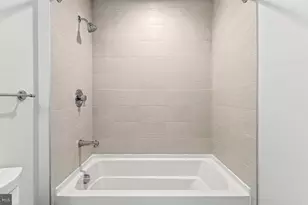 8300 Wisconsin Ave, Bethesda, MD 20814 - Photo 114