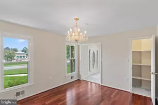 17004 Cashell Rd, Rockville, MD 20853 - Photo 8