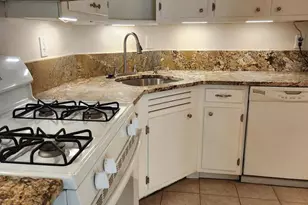 3535 Chevy Chase Lake Dr, Chevy Chase, MD 20815 - Photo 12