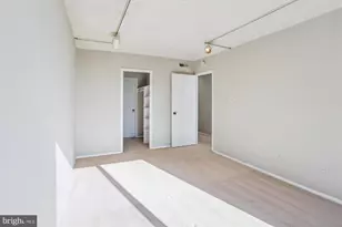 5225 Pooks Hill Rd, Bethesda, MD 20814 - Photo 18