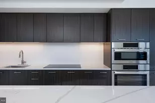 4710 Elm St, Bethesda, MD 20814 - Photo 18