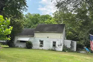 15701 Edwards Ferry Rd, Poolesville, MD 20837 - Photo 4