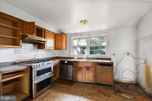 500 Burnt Mills Ave, Silver Spring, MD 20901 - Photo 8