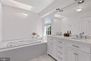 9 Coachlamp Ct, Silver Spring, MD 20906 - Photo 38