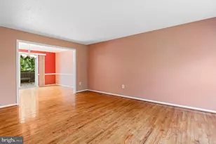 9 Coachlamp Ct, Silver Spring, MD 20906 - Photo 8