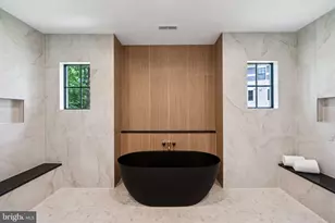 7805 Cayuga Ave, Bethesda, MD 20817 - Photo 28