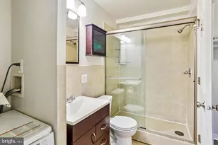 1900 Lyttonsville Rd, Silver Spring, MD 20910 - Photo 14