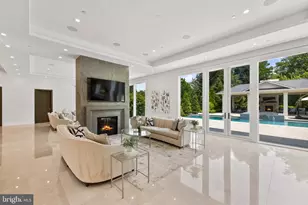 8880 Bradley Blvd, Bethesda, MD 20817 - Photo 12