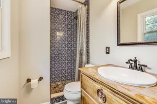 6408 81st St, Cabin John, MD 20818 - Photo 18