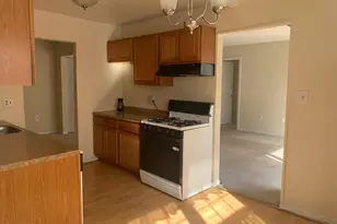 884 College Pkwy, Rockville, MD 20850 - Photo 2