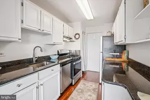 1900 Lyttonsville Rd, Silver Spring, MD 20910 - Photo 16