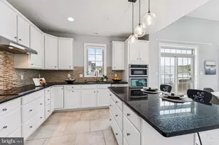 1105 Verbena Ct, Silver Spring, MD 20906 - Photo 16