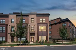 3927 Cranes Bill Ct, Rockville, MD 20852 - Photo 2