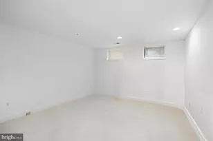 12033 Treeline Way, Rockville, MD 20852 - Photo 32