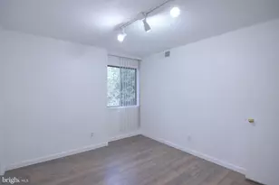 18905 Smoothstone Way, Gaithersburg, MD 20886 - Photo 32