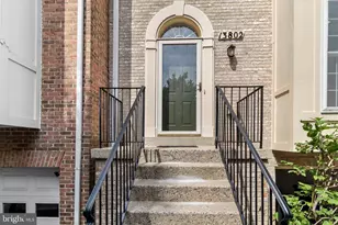 13802 Lambertina Pl, Rockville, MD 20850 - Photo 4