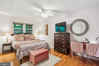 9201 Laurel Oak Drive, Bethesda, MD 20817 - Photo 34