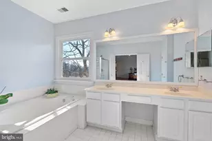 19105 Peach Blossom Ct, Gaithersburg, MD 20879 - Photo 42