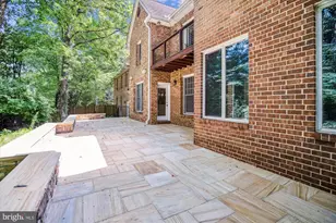 8849 Tuckerman Ln, Potomac, MD 20854 - Photo 34